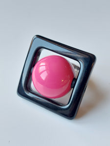 Anello quadro fuxia