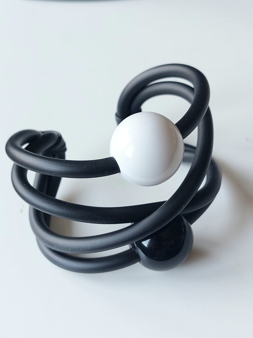 Bracciale two ball black & white